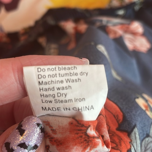 We Love Fashion Navy Jumpsuit w/ Removable Belt Size Large - Picture 12 of 13